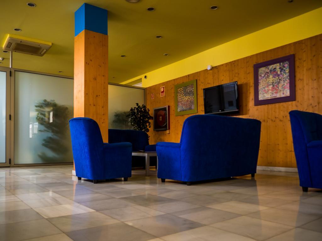 סנטה קרוז דה בת'אנה Hotel Bezana Lago מראה חיצוני תמונה