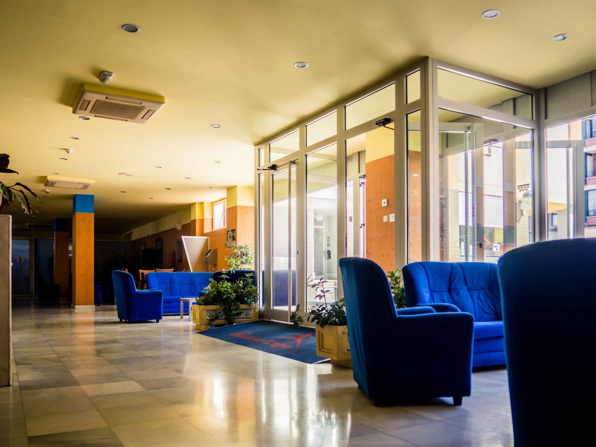 סנטה קרוז דה בת'אנה Hotel Bezana Lago מראה חיצוני תמונה
