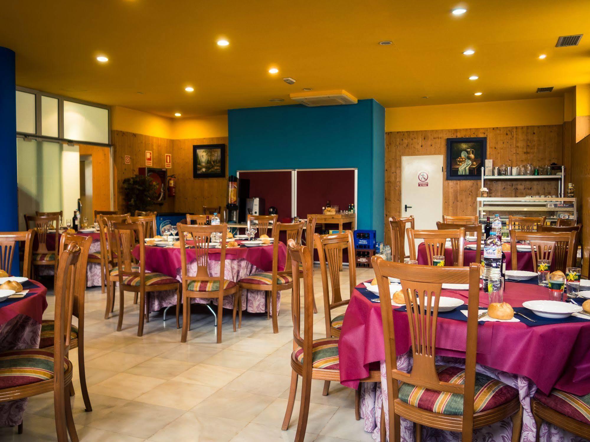 סנטה קרוז דה בת'אנה Hotel Bezana Lago מראה חיצוני תמונה